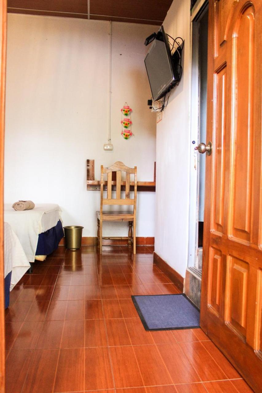 Hostal Raices De Mi Pueblo Suchitoto الغرفة الصورة